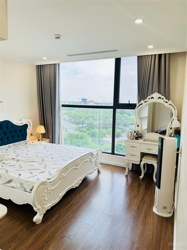 Cần bán căn hộ tại sunshine riverside giá chỉ 8.5 tỷ