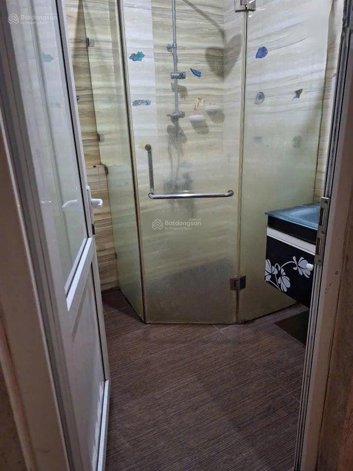 Cho thuê nhà ngõ 234 hoàng quốc việt giá 25tr/ tháng( có thương lượng)
