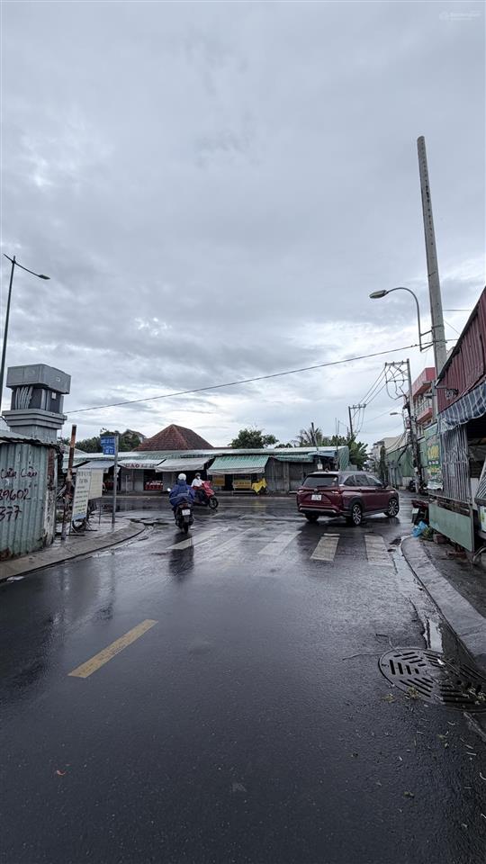 Cần bán lô đất lớn làm kho xưởng thoải mái