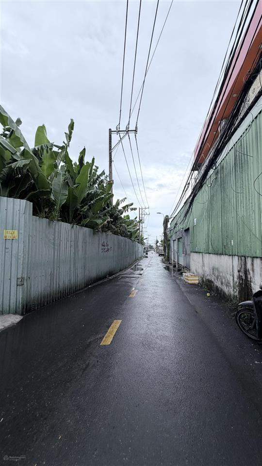 Cần bán lô đất lớn làm kho xưởng thoải mái