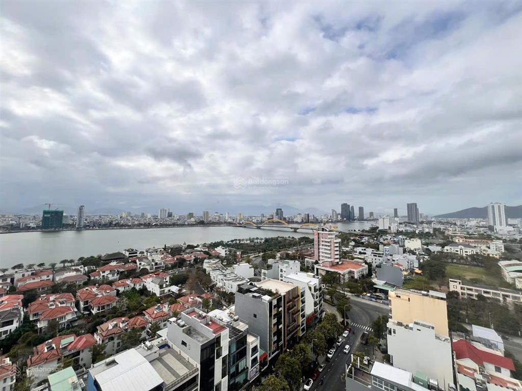 Chính chủ cần bán nhanh căn 1pn  view cầu rồng, tầng cao  đang có sẵn nguồn thu