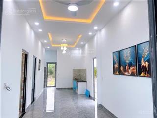 Cần nhượng lại căn nhà vườn kiến trúc hiện đại, tại xã suối tiên, h diên khánh khánh hoà