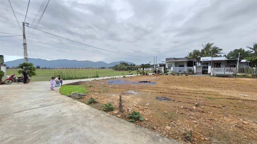 Mở bán lô diên lạc diên khánh giá chỉ 881 triệu