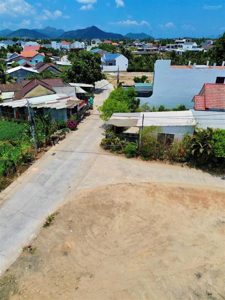 Bán lô đất full thổ mặt đường bưu điện và đường mương tháo  diên phú diên khánh giá 1 tỷ 110