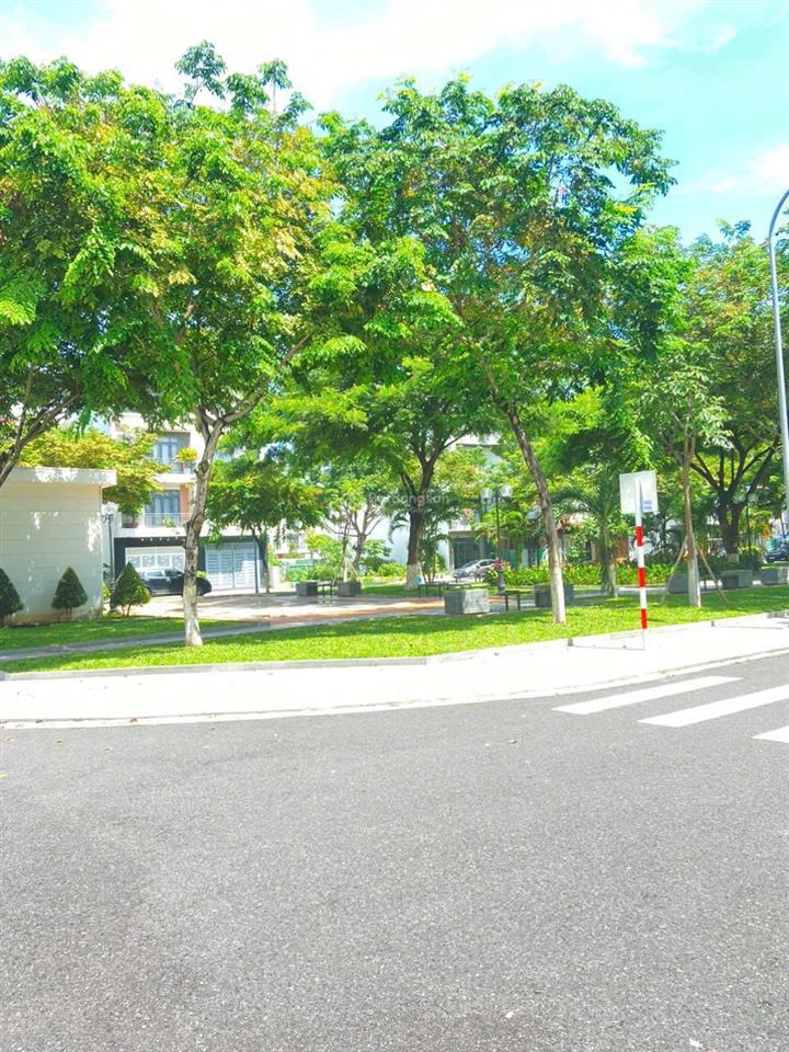 Bán đất đường a3 khu đô thị phước long nha trang giá 6 tỷ 750