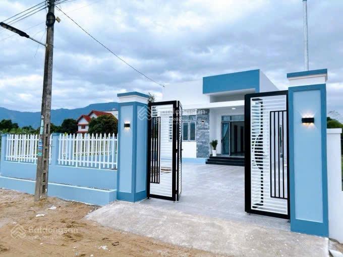 Cần nhượng lại căn nhà vườn kiến trúc hiện đại, tại xã suối tiên, huyện diên khánh khánh hòa