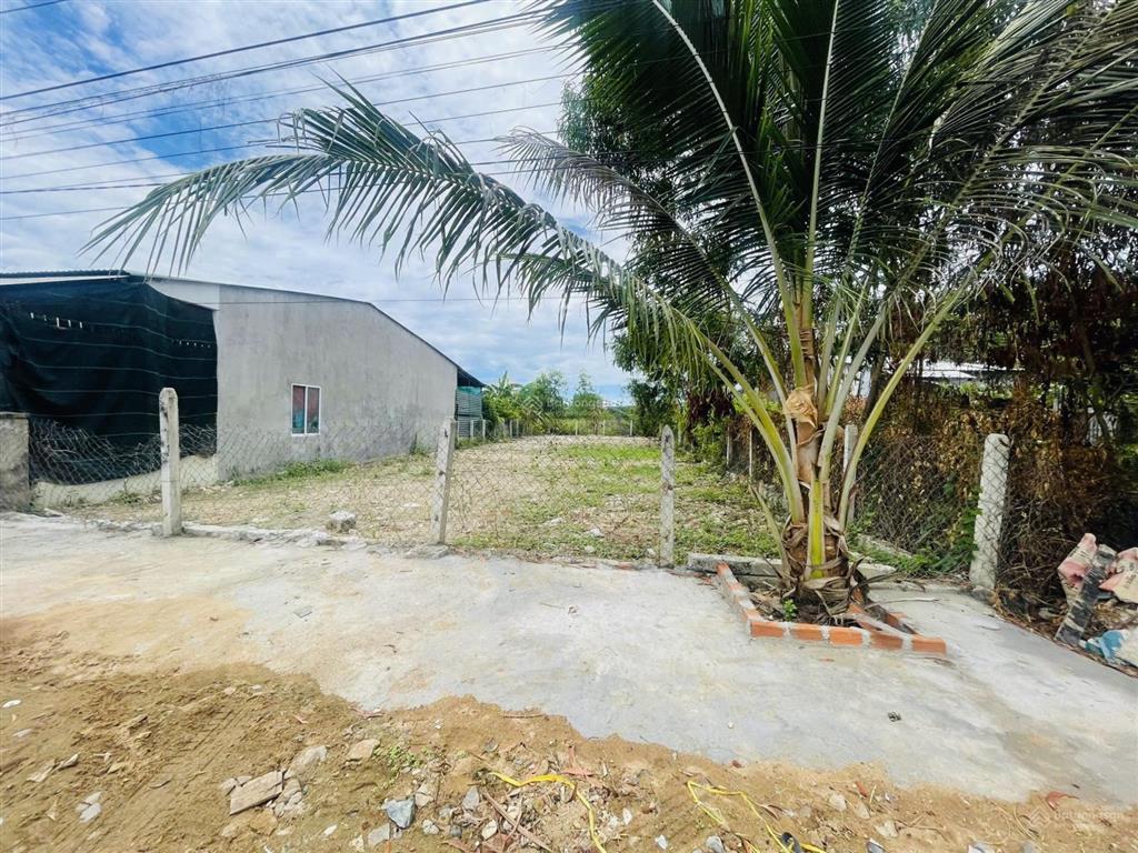 Bán lô đất vĩnh thái sát bên kđt ven sông tắc nha trang giá 3,3 tỷ