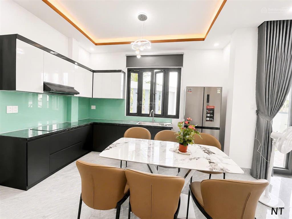 Bán nhà 2 tầng diên toàn diên khánh full nội thất