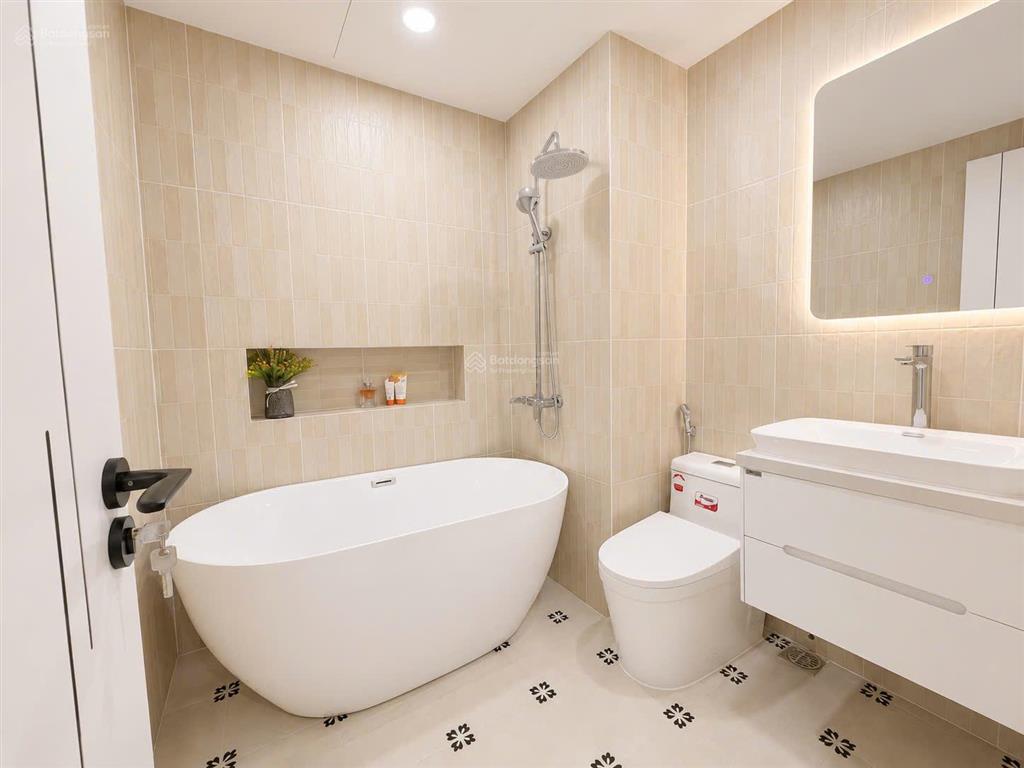 Bán cc sky garden 3, 5,1 tỷ, 56m2, view đẹp, full nội thất tại tân phong, q7, hcm