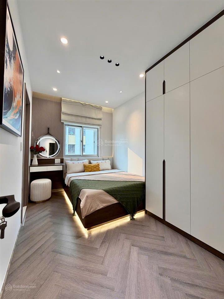 Cho thuê cc sky garden i, 15 triệu, 89m2, 3pn, 2wc, giá tốt, ở q7, hcm