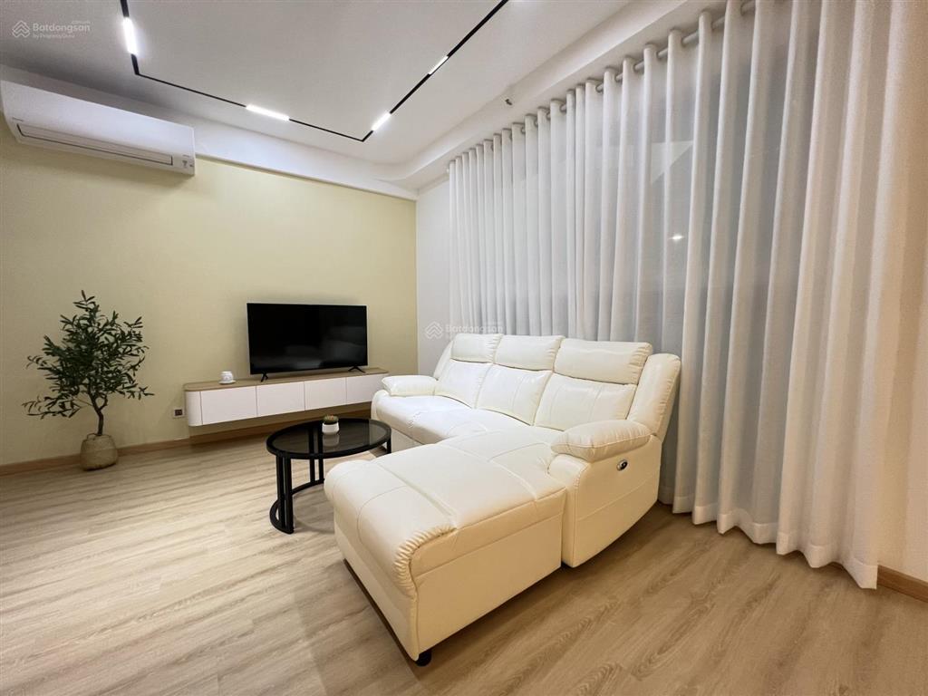 Cho thuê cc scenic valley 2, nguyễn văn linh, p. tân phú, q. 7, 17 triệu vnd, 84m2, view đẹp