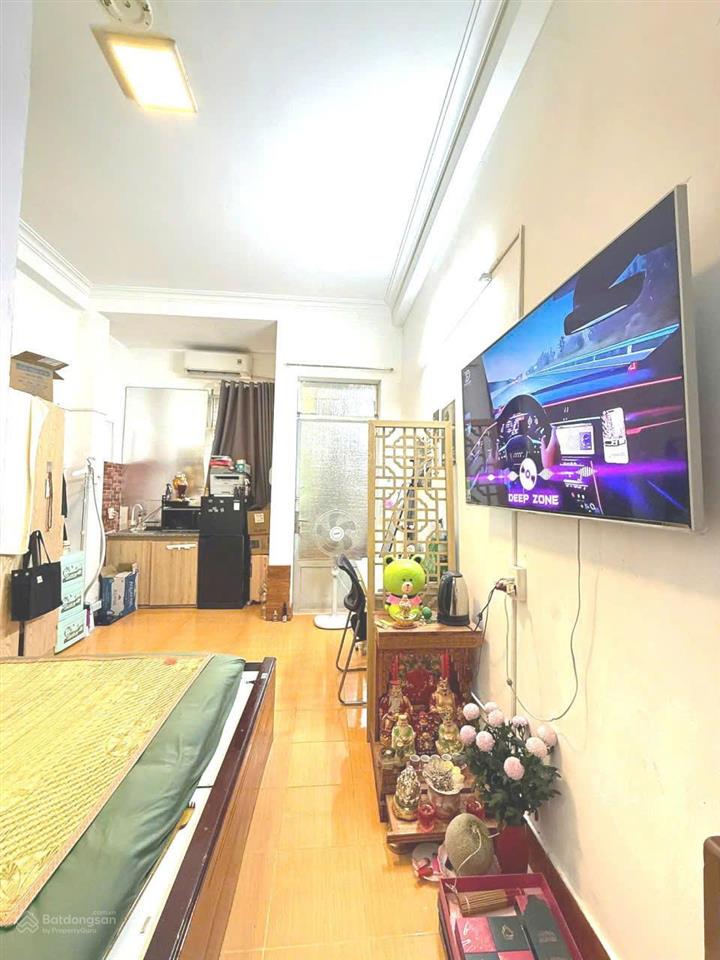 6tr2 p. ban công full nội thất, view đẹp, sát metro văn thánh. đường xe hơi lớn. zalo 090181377năm