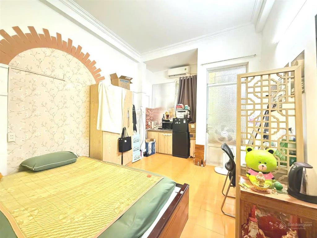 6tr2 p. ban công full nội thất, view đẹp, sát metro văn thánh. đường xe hơi lớn. zalo 090181377năm
