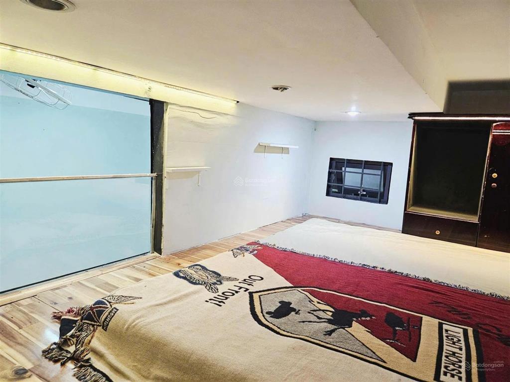 8tr căn hộ bộ công an 2 pn(gác), 1wc, 40m2, thang máy, đường số 3 trần não an khánh, gần thảo điền