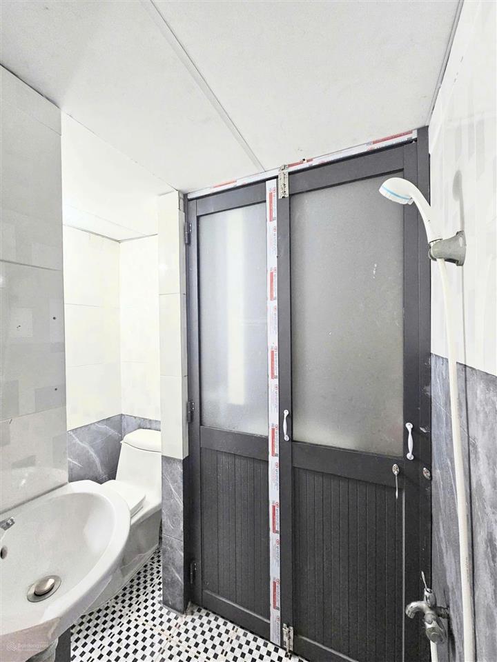 8tr căn hộ bộ công an 2 pn(gác), 1wc, 40m2, thang máy, đường số 3 trần não an khánh, gần thảo điền