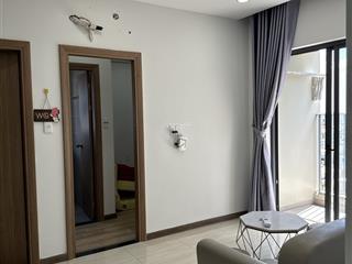 Chính chủ gửi bán căn góc 2 phòng ngủ hướng đông nam, tại bcons plaza