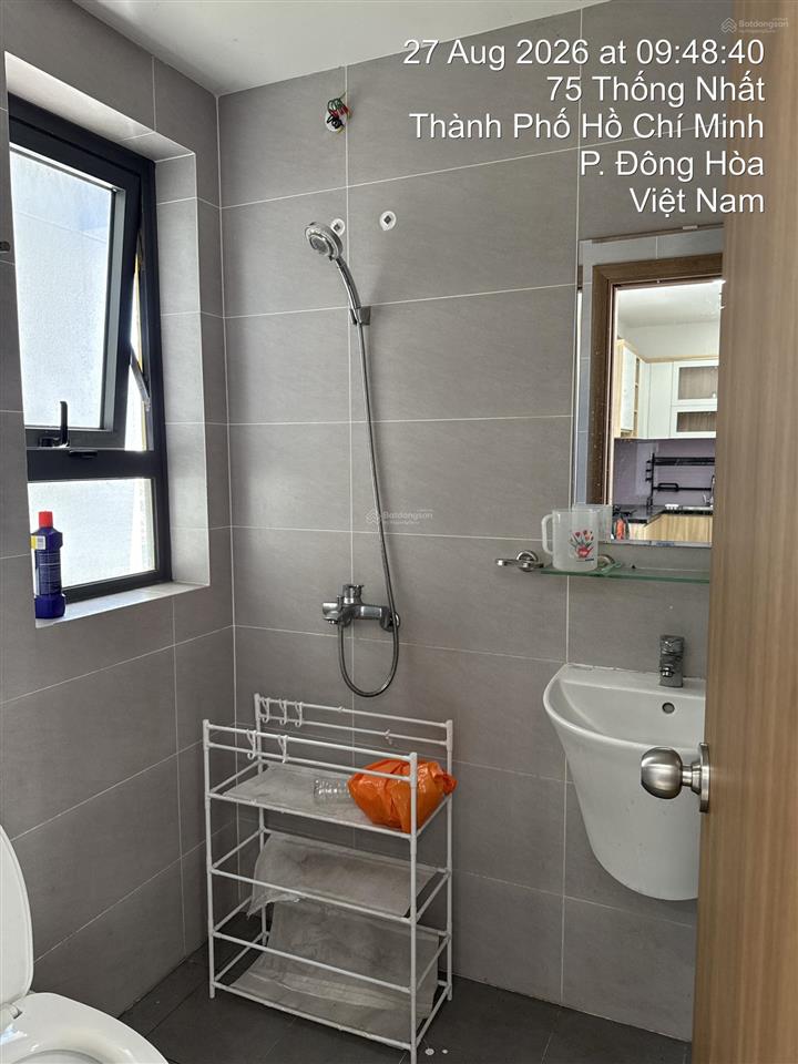 Chính chủ gửi bán căn góc 2 phòng ngủ hướng đông nam, tại bcons plaza