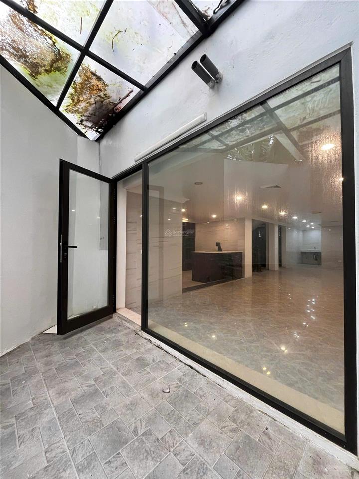 Bán biệt thự phong cách châu âu mới tinh trên đường đầm vạc