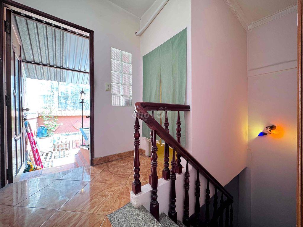 Cho thuê Sàn Văn Phòng 45m2 (bàn giao trống) hẻm xe hơi rộng