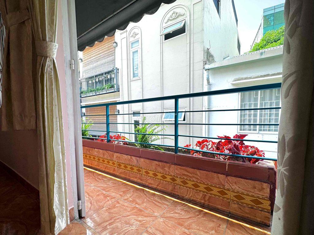 Cho thuê Sàn Văn Phòng 45m2 (bàn giao trống) hẻm xe hơi rộng