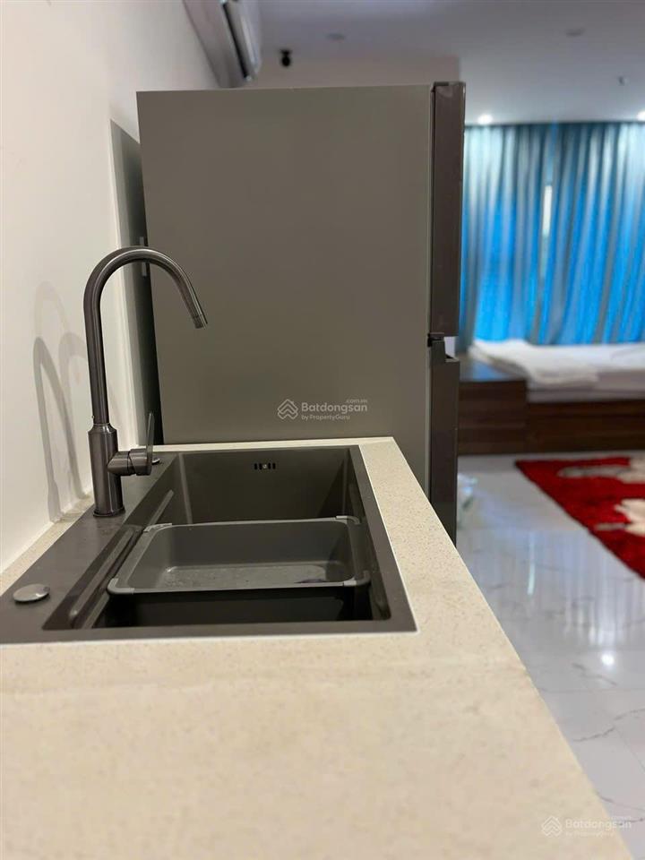 Bán căn studio full nội thất khu bs7 giá 2.2 tỷ, đang cho thuê 6.5 triệu tại vinhomes grand park