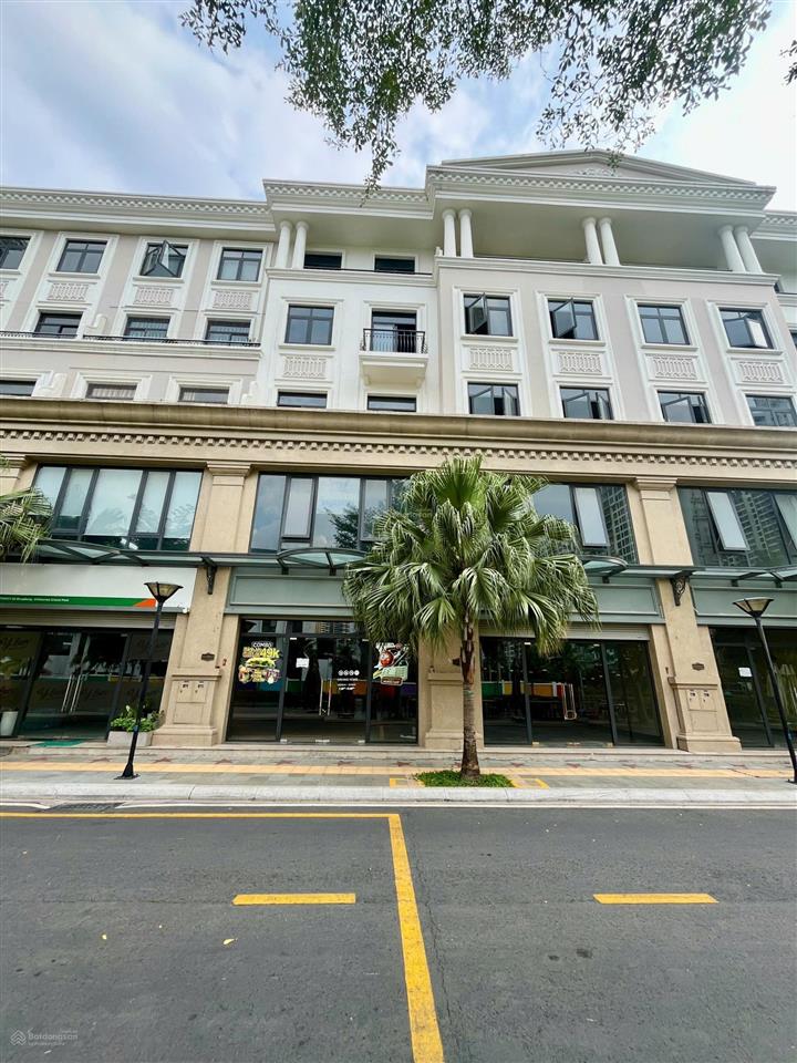 Cho thuê shophouse đẹp tại vinhomes grand park, 31 triệu, 90 m2