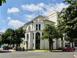 Bán nhanh căn biệt thự góc 2 mặt tiền giá tốt hơn thị trường 8 tỷ tại vinhomes grand park
