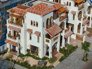 Cần bán nhà phố thương mại 1 hầm 4 lầu dtsd hơn 500m2 trong khu đô thị biển blanca city vũng tàu