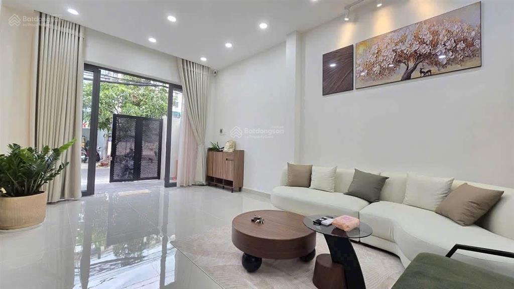 Bán nhà mặt tiền đường đồng nai  nhà mới đẹp phù hợp kinh doanh  ở