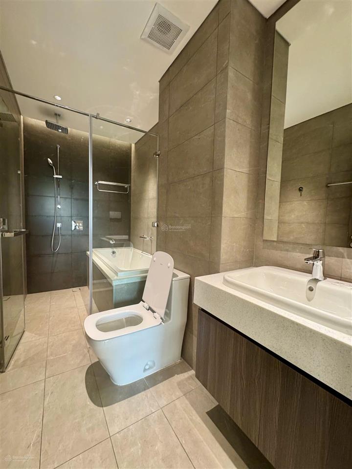 Cần bán 3pn/3wc diamond centery 121m² view công viên 16ha thanh toán 24 tháng 11,2 tỷ