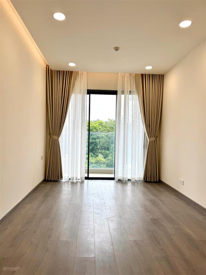 Cần bán 3pn/3wc diamond centery 121m² view công viên 16ha thanh toán 24 tháng 11,2 tỷ
