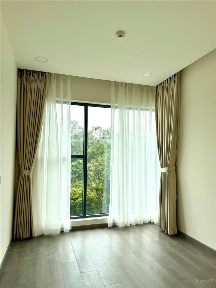 Cần bán 3pn/3wc diamond centery 121m² view công viên 16ha thanh toán 24 tháng 11,2 tỷ