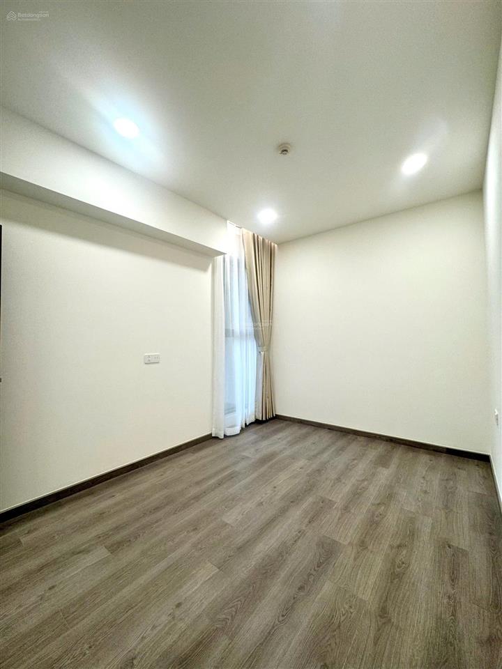 Cần bán 3pn/3wc diamond centery 121m² view công viên 16ha thanh toán 24 tháng 11,2 tỷ