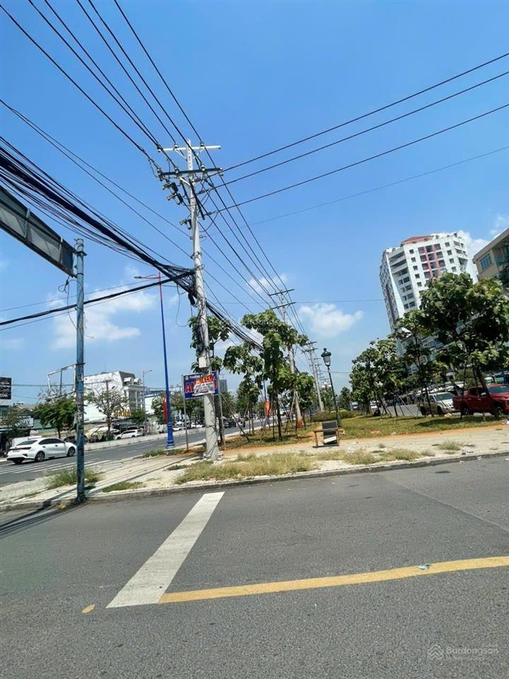 Bán đất mặt tiền lương định của p an phú quận 2 giá cực chất 21 tỷ với dt 100m2
