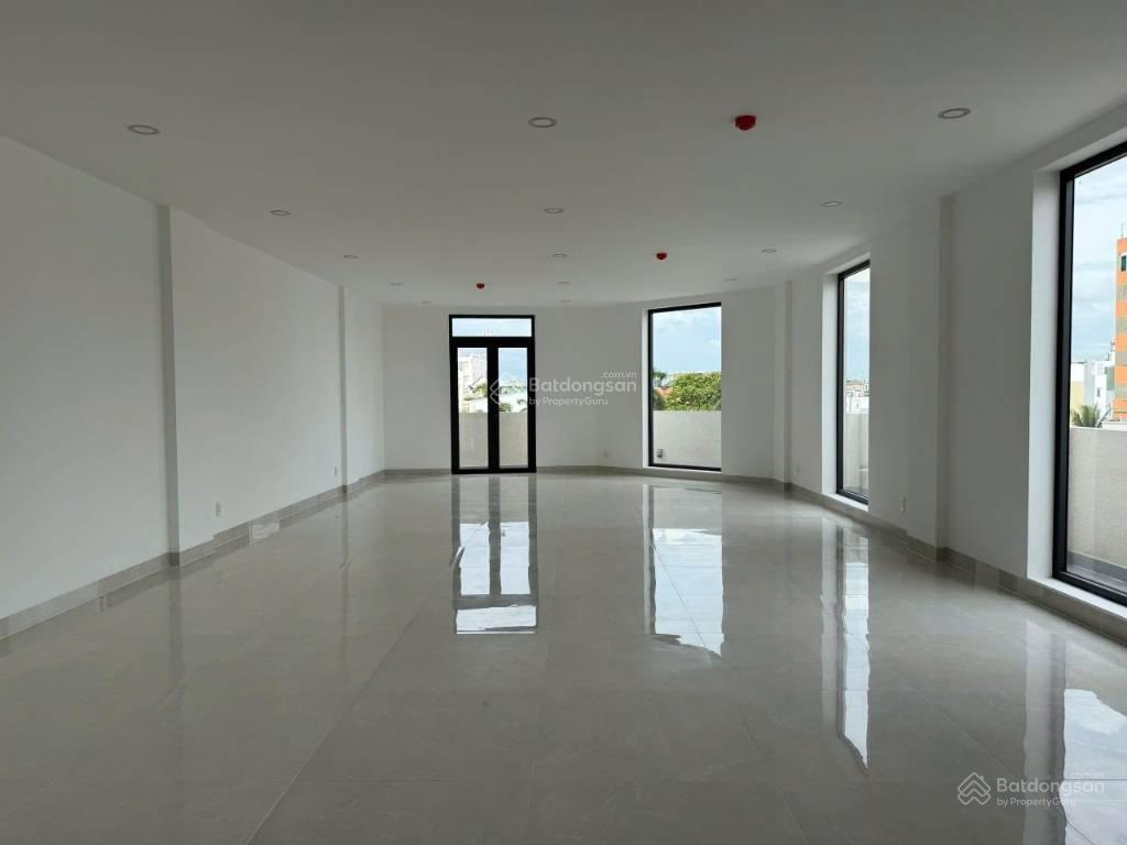 Căn góc 2 mặt tiền dương quảng hàm dt 120m2 3 tầng đang có hdt 50tr/tháng giá chỉ 35 tỷ