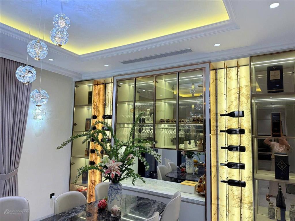 Biệt thự 160m2 kết cấu 3 tầng tại nguyễn văn hưởng q2 giá chỉ 48 tỷ vnd