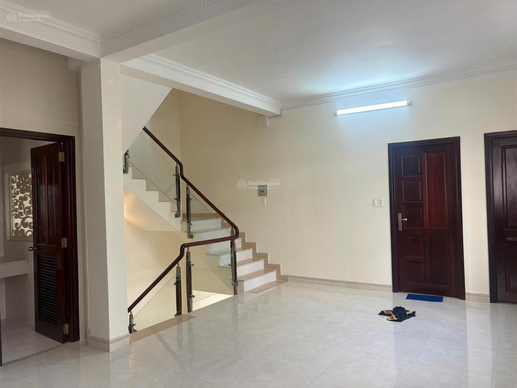 Nhà khu kinh doanh quốc hương p. thảo điền q2 đang có dòng tiền 80tr/tháng giá chỉ 25,5 tỷ