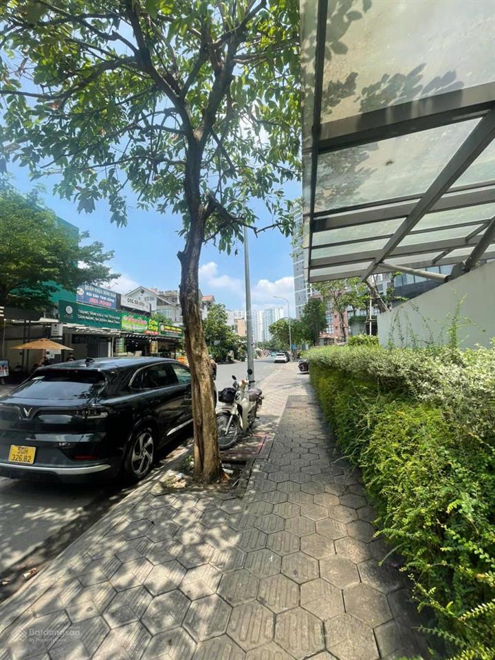 Nhà phố thương mại tại the sun avenue dt 120m2 hầm 5 tầng giá 39,5 tỷ đang có hđt 70tr/tháng