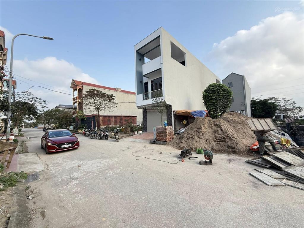*bán lô đất làn 2 cao lỗ vương gia bình bắc ninh lô đất đẹp 99m² trung tâm gia bình giá tốt