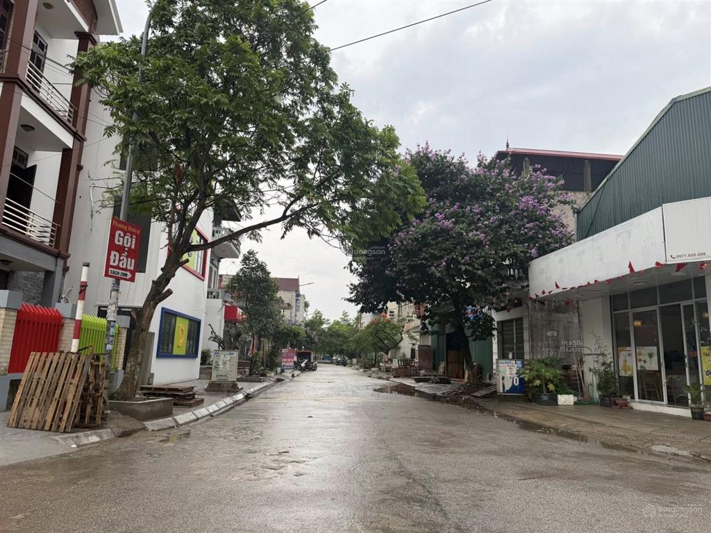 Chính chủ cần bán lô đất trung tâm thị trấn gia bình, gần hồ điều hòa, sân bay quốc tế gia bình