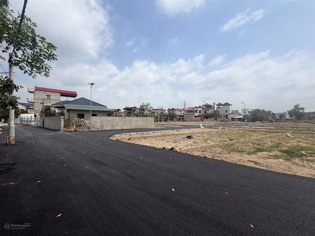 Không lo quy hoạch, vị trí đang đà phát triển, lô đất 90m2 tại tdp nhiễm dương, trạm lộ, bắc ninh