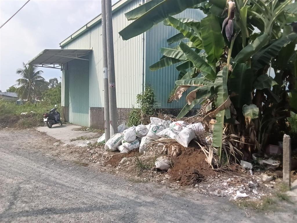 Bán kho 300m2 (14,3 x 22) giá 3,5 tỷ , cách đường 835 tầm 800m, cách ql 1a chợ gò đen 5km