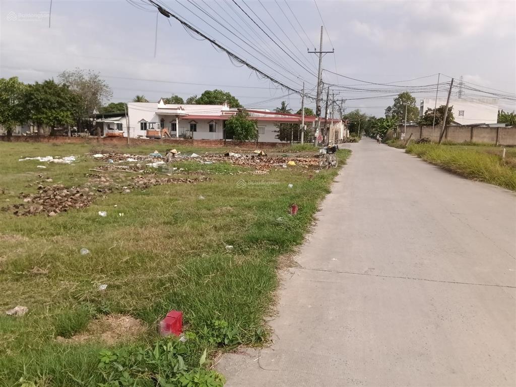 Chủ bán 1040m2 full thổ cư, mt đường ấp 4 mỹ yên cách quốc lộ 1a 700m giá 12,5 tỷ tl, đường công