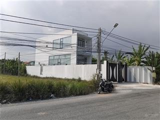 Bán nhà 1 trệt 1 lầu , gốc 2 mặt tiền đường chính, dt đất 6,3 x 30, dt nhà 4,2 x 16, giá 3,5 tỷ tl