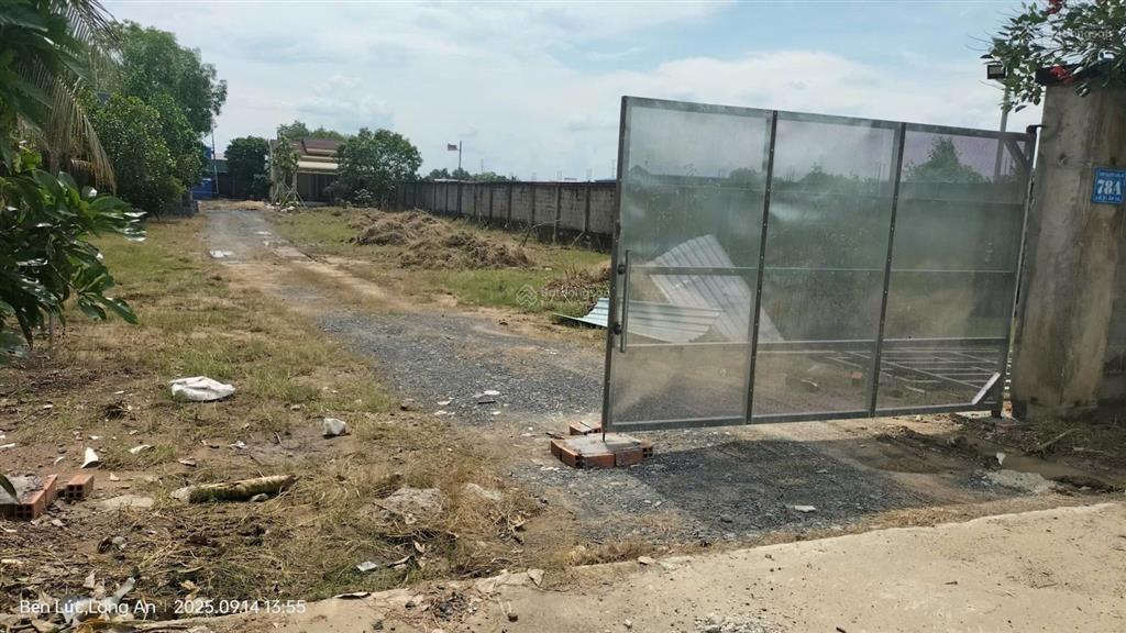 Chủ bán nhà vườn + đất làm xưởng, dt 2670m2 có 850m2 thổ cư, thuộc mỹ yên bến lức long an