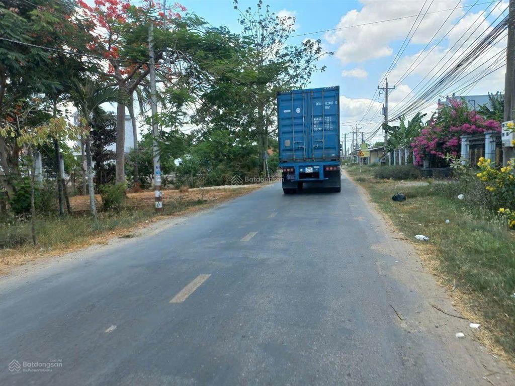 Bán 3166m2 đất skc mặt tiền đường 835d, giá 30 tỷ tl