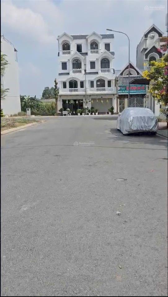 Bán lô đất trong khu five star new city sát bình chánh, 6 x 15 giá 2,650 tỷ tl