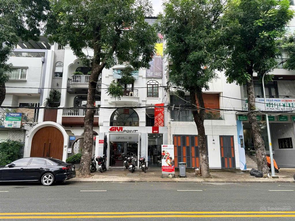 Mặt tiền đường 65 kdc tân quy đông quận 7 6x20m 3 lầu, st