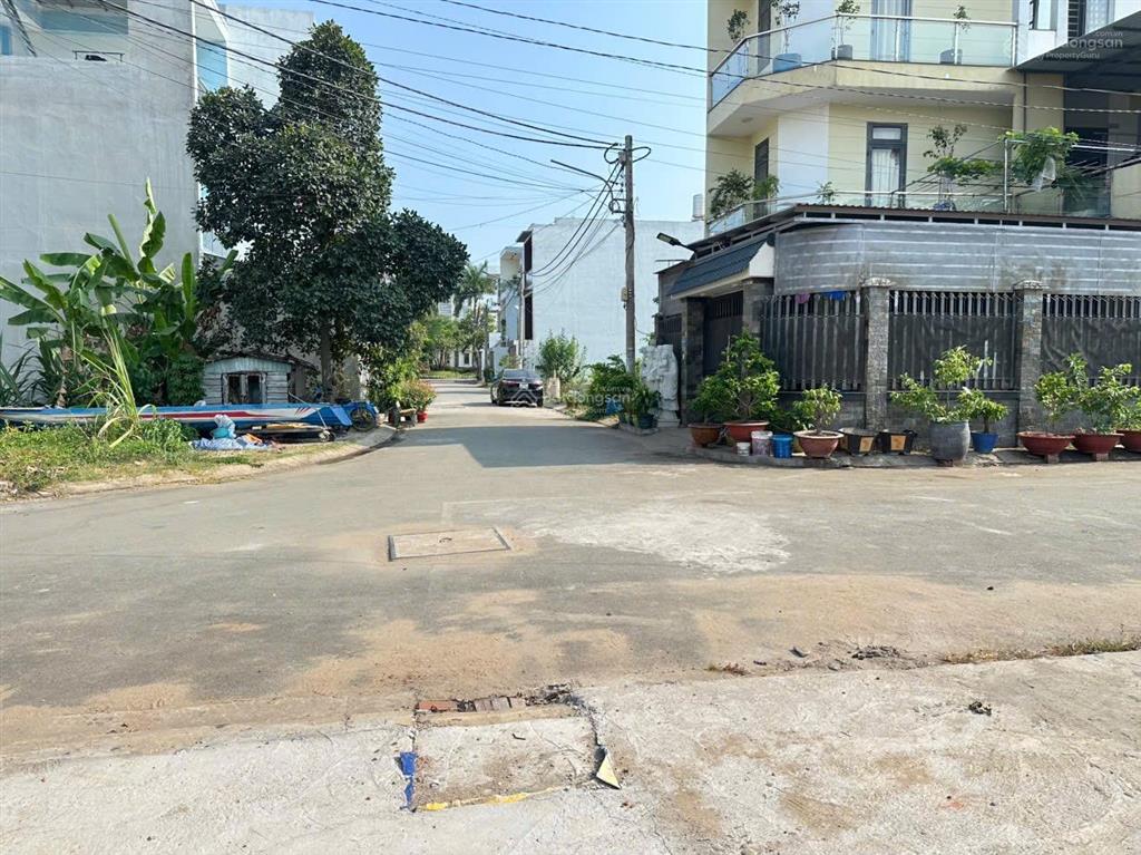 Chính chủ gửi bán lô đất đẹp vuông vức đường 6, p. long bình, tp. hcm