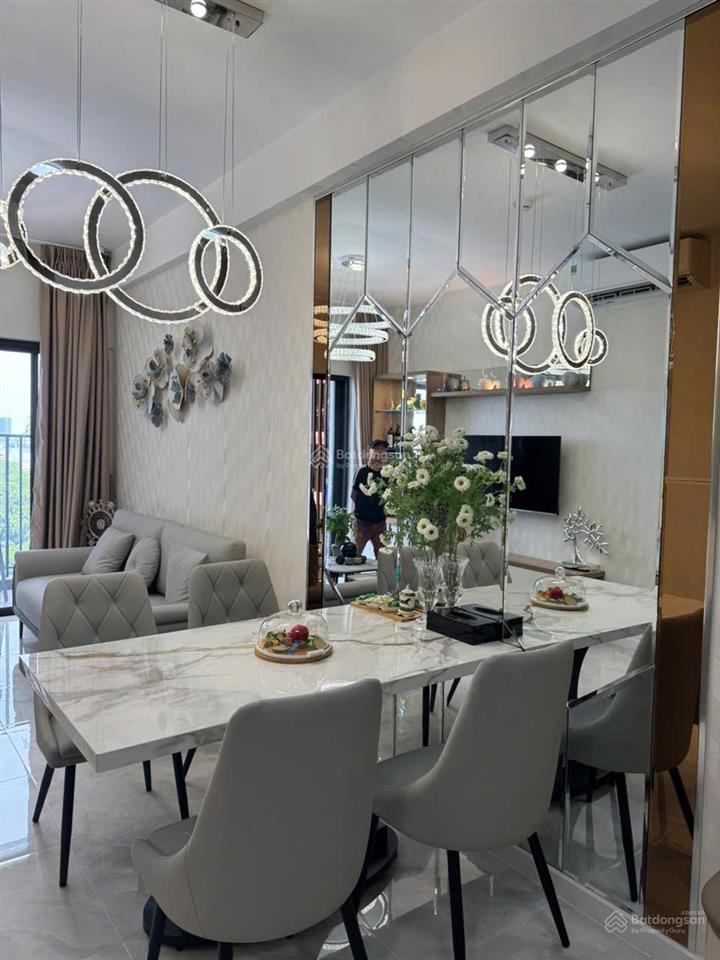 Bán căn hộ chung cư res 11, 5,3 tỷ, 83m2, 2pn, 2wc ở lạc long quân, quận 11,  0919 335 ***